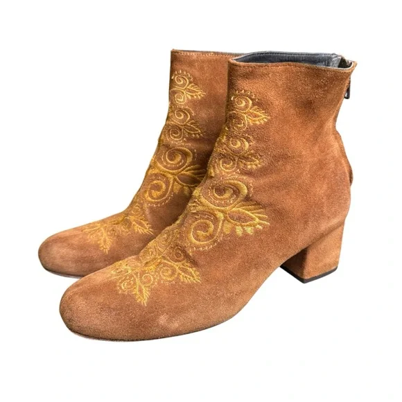 FREE PEOPLE rare Chelsea 38 US 7.5 Suede Chestnut Embroidered Ankle Zip Boots S5 - Picture 5 of 12